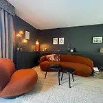 Lafarques Hotel