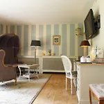Lafarques 4*