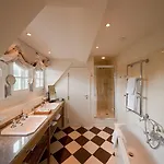 Lafarques 4*