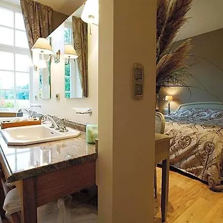 فندق Lafarques 4*