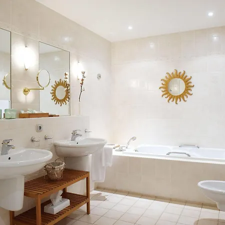 Lafarques 4* Pepinster
